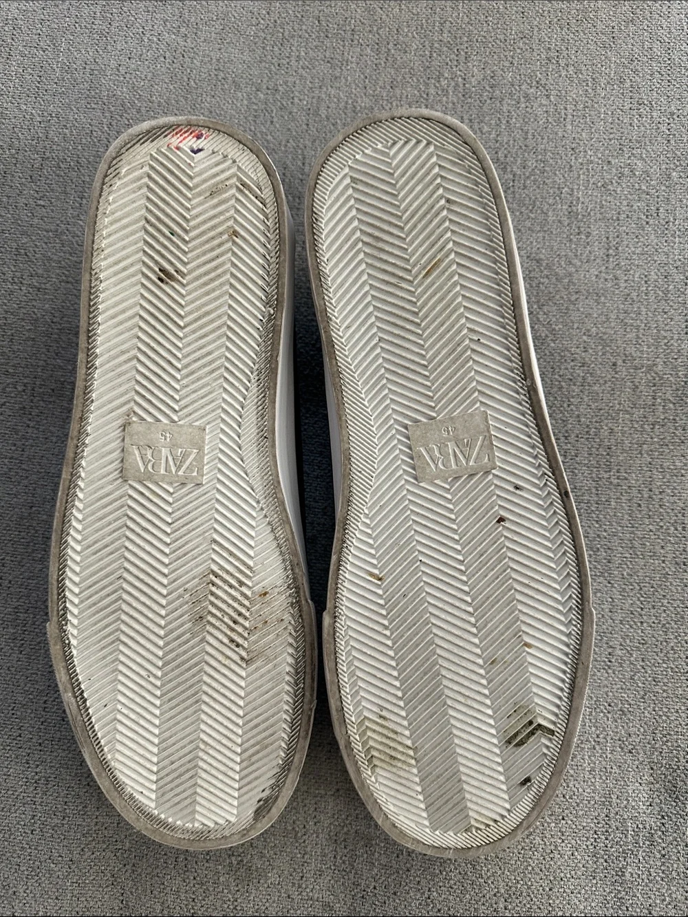 Zara Black Leather Low-Top Sneakers with White Sole